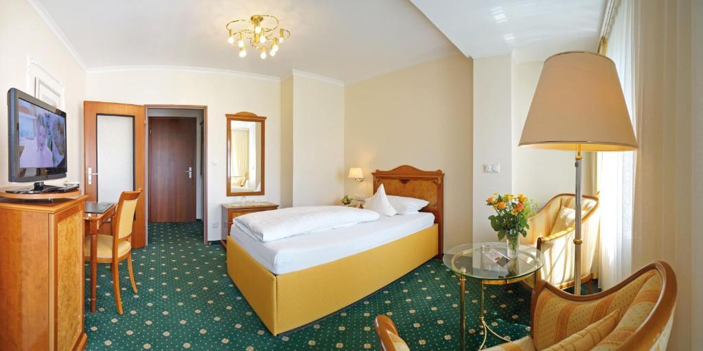 Hotel Sacher-Stoiber Bad Füssing Quarto foto