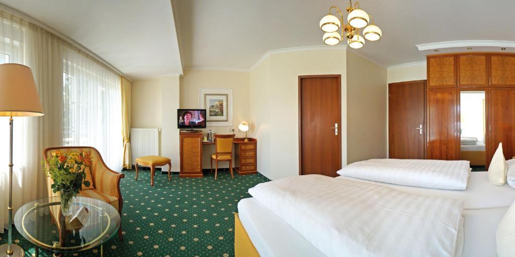 Hotel Sacher-Stoiber Bad Füssing Quarto foto